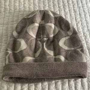 Coach hat/beanie